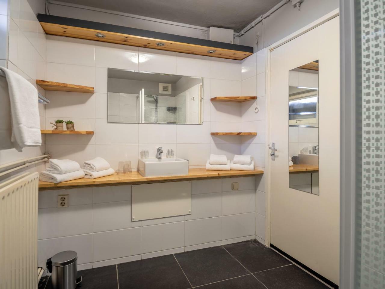 Koetshuis Nunspeet Bagian luar foto