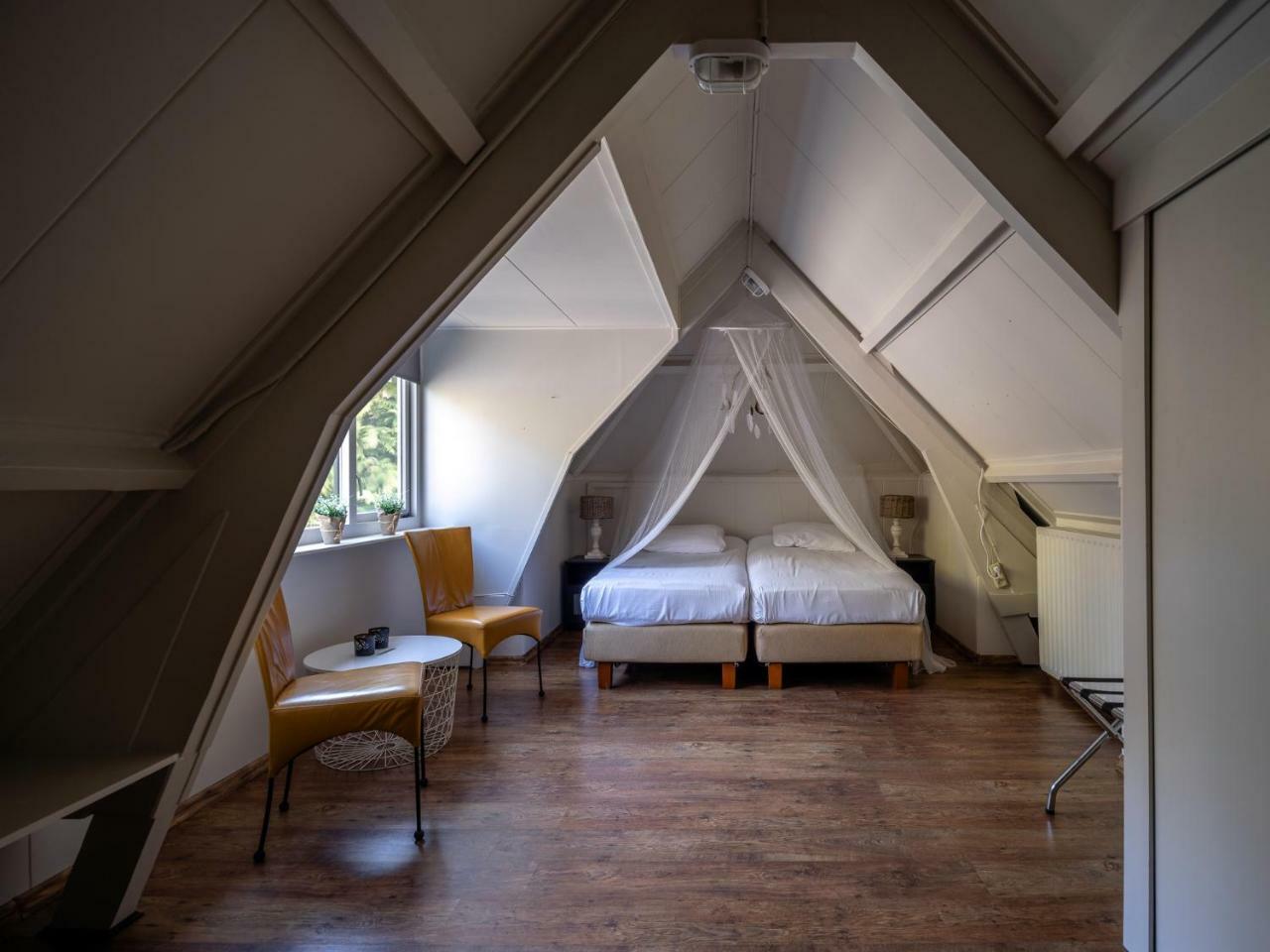 Koetshuis Nunspeet Bagian luar foto